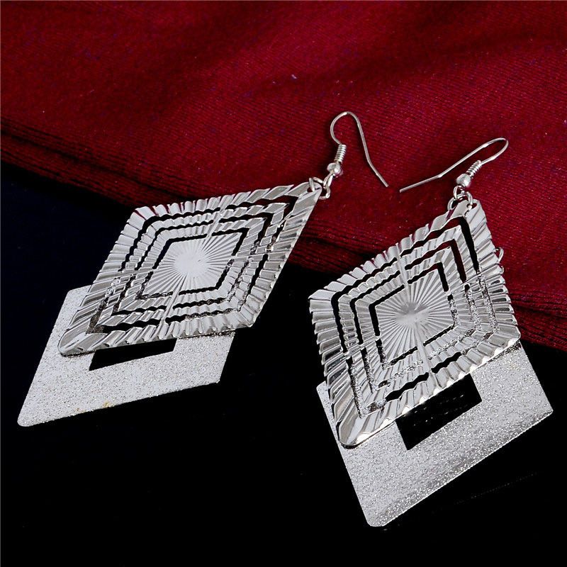 Rhombus Shape Dangle Earrings - Image 2