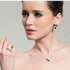Alternative view of Water Drop Pendant