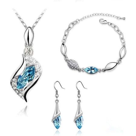 Stylish Crystal Set - Image 2
