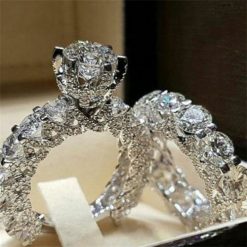 Double Crystals Ring