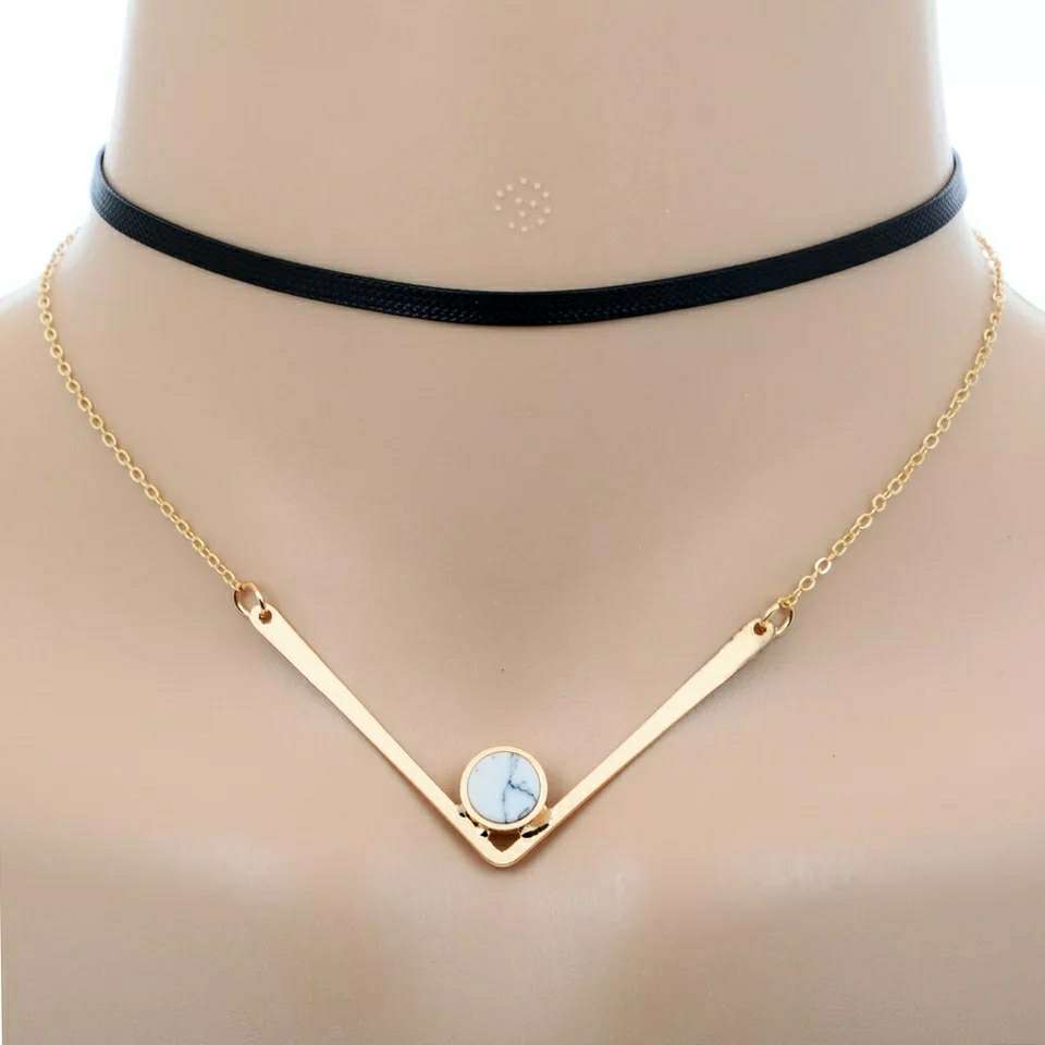 Unique Style Metal and Leather Choker